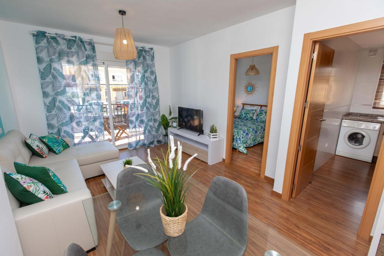 Holidays By The Sea Apartments Malaga Ngoại thất bức ảnh
