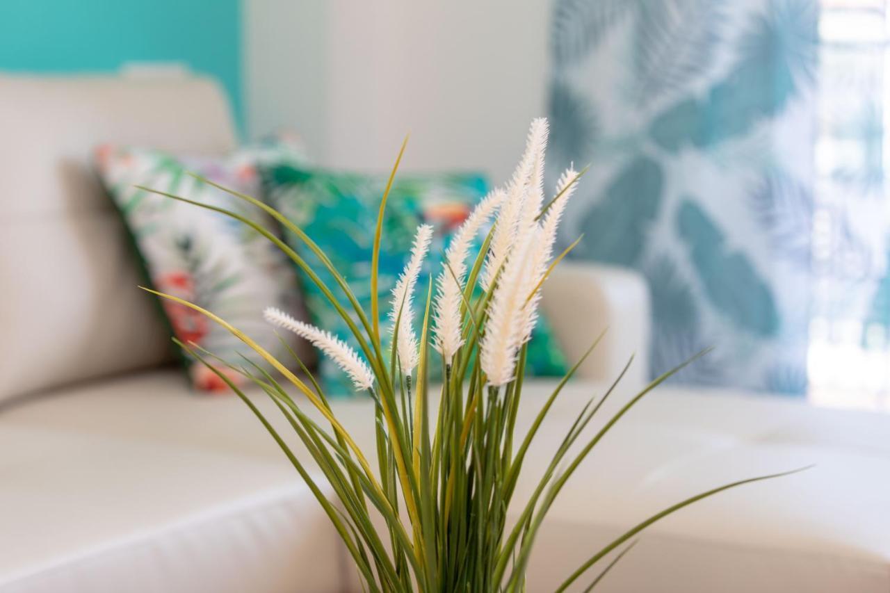 Holidays By The Sea Apartments Malaga Ngoại thất bức ảnh