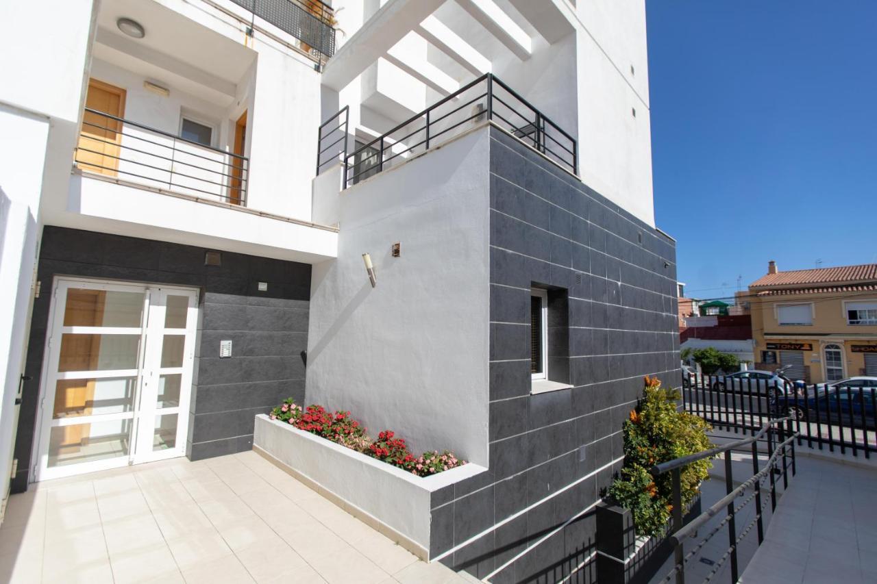Holidays By The Sea Apartments Malaga Ngoại thất bức ảnh